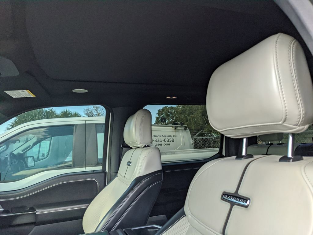 Used 2024 Ford F150 Lightning Platinum image 27