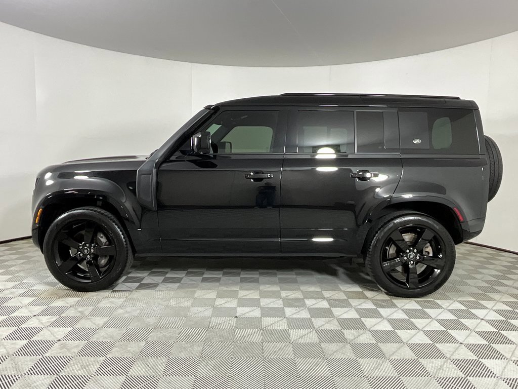 Certified 2023 Land Rover Defender 110 X-Dynamic SE image 2