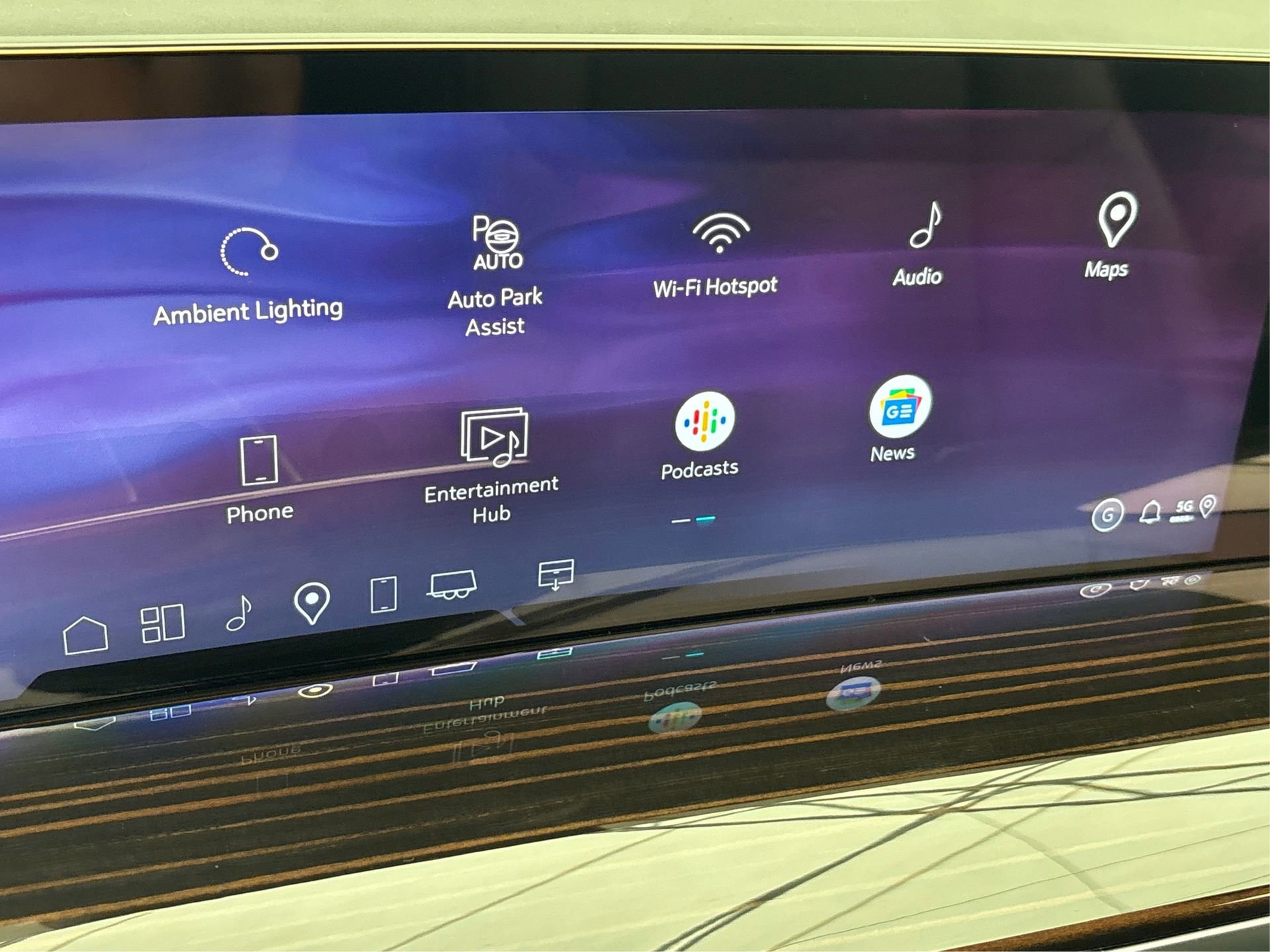 New 2025 Cadillac Escalade ESV Luxury image 33