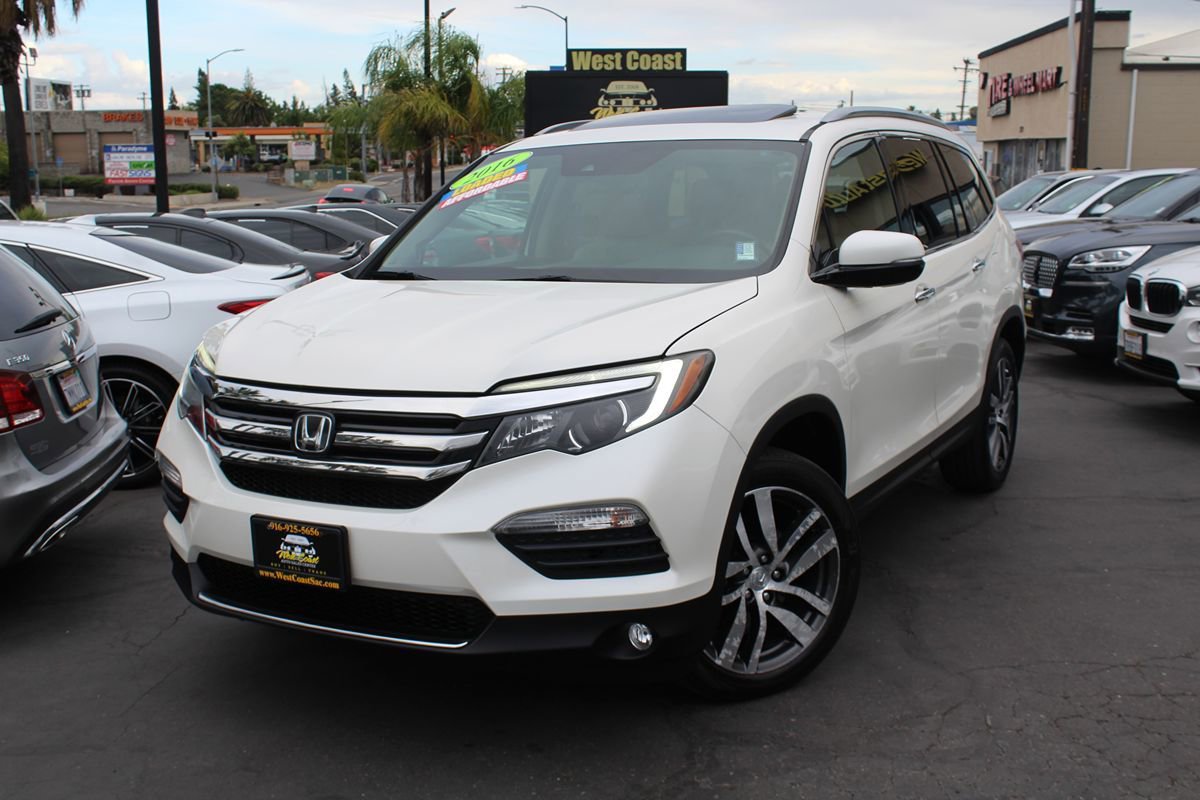 Used 2016 Honda Pilot Touring image 2