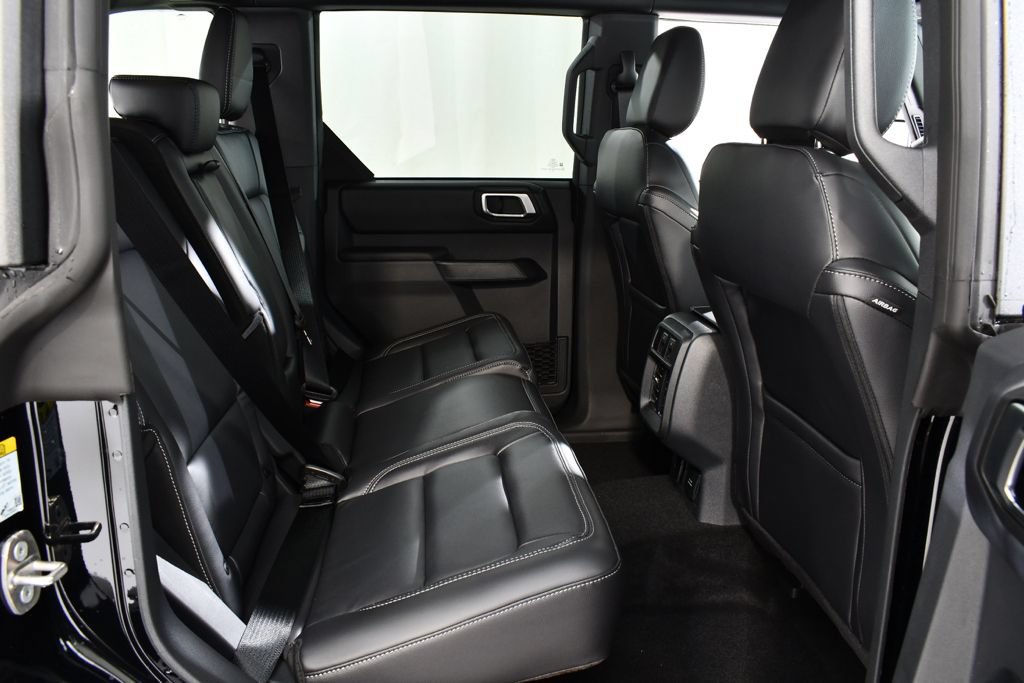 New 2026 Ford Bronco Outer Banks AWD/4WD image 19