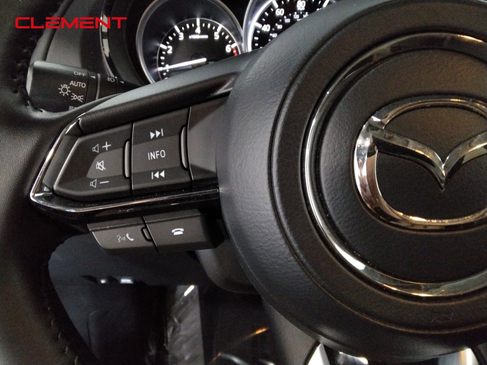 Used 2022 MAZDA CX-9 Touring w/ Touring Premium Package image 10