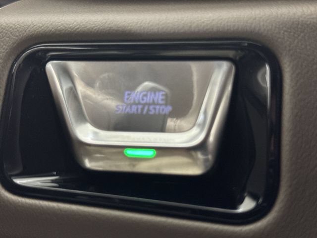 New 2026 GMC Yukon XL Denali w/ Denali Reserve Package RWD image 17