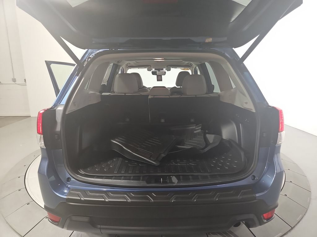 Used 2020 Subaru Forester Premium AWD/4WD image 23
