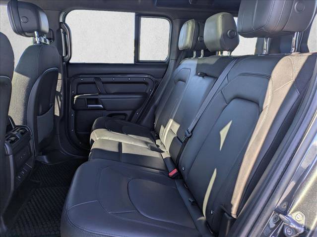 Used 2025 Land Rover Defender 110 X image 20