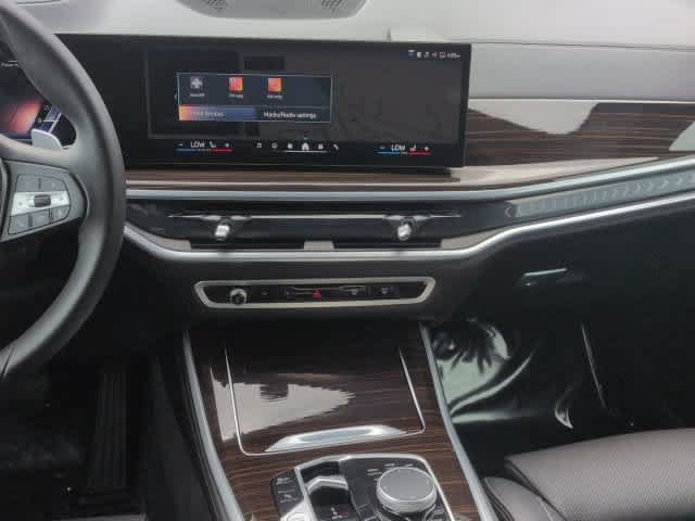 Used 2026 BMW X5 xDrive40i AWD/4WD image 29