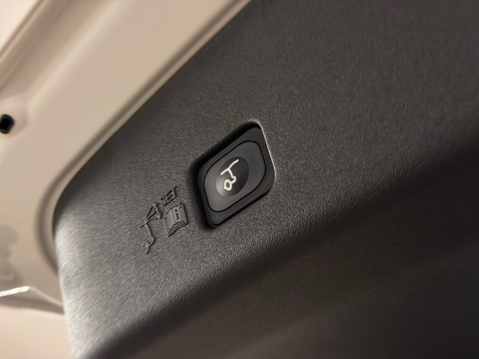 New 2026 Lincoln Nautilus Premier AWD/4WD image 9