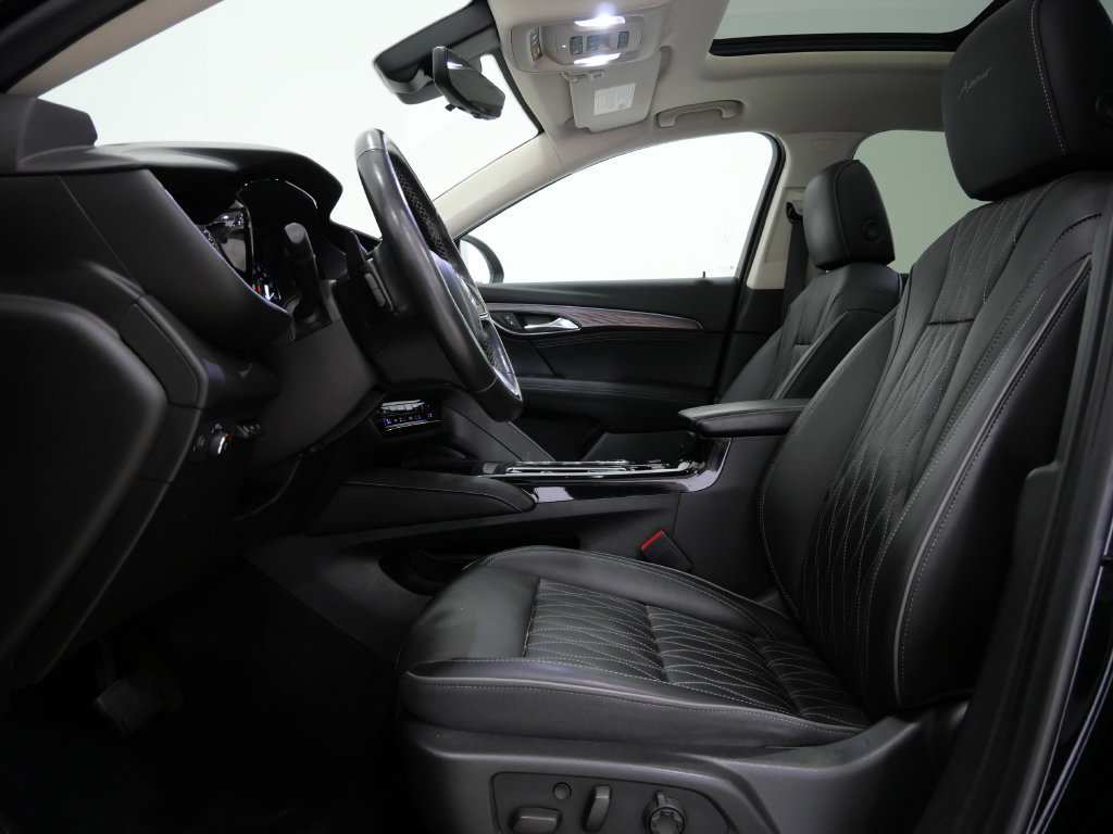 Used 2021 Buick Envision Avenir w/ Technology Package II AWD/4WD image 12