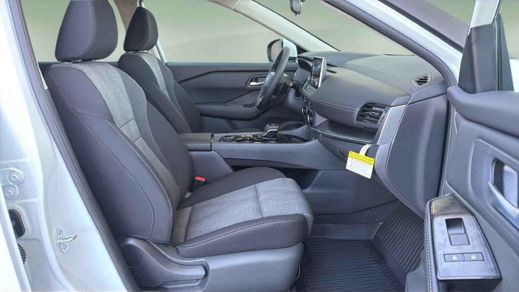 New 2026 Nissan Rogue SV AWD/4WD image 11