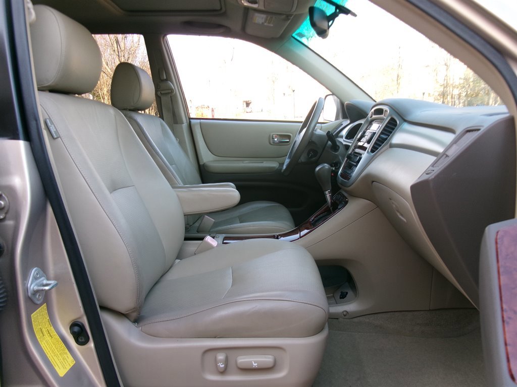 Used 2007 Toyota Highlander Limited image 16
