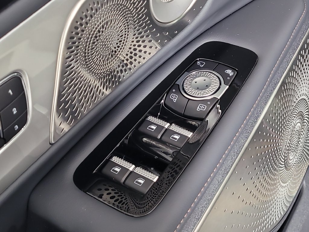New 2026 Lincoln Nautilus Reserve AWD/4WD image 17