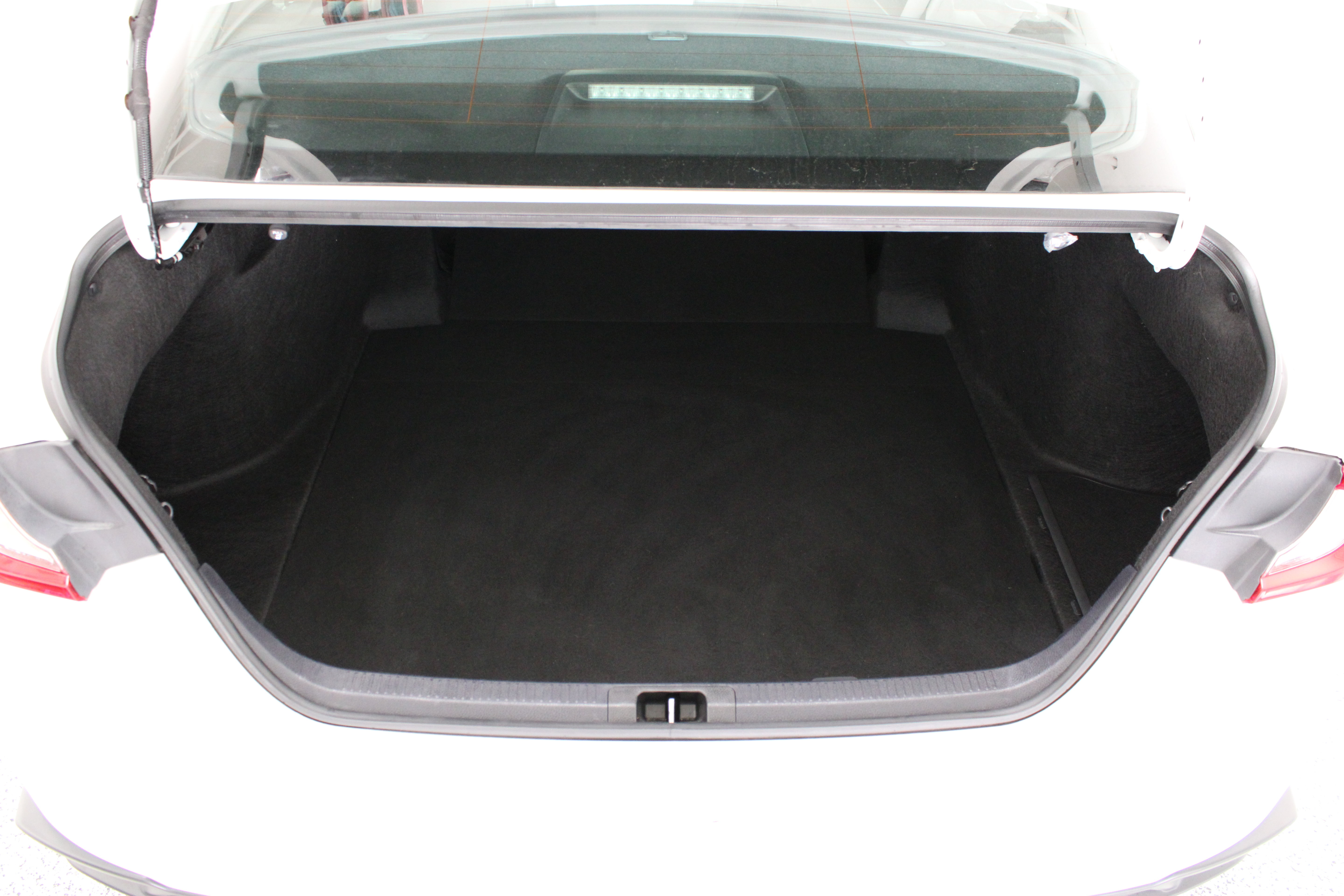 Certified 2025 Toyota Camry SE FWD image 30