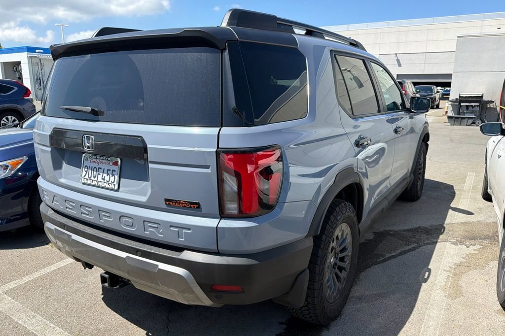 Certified 2026 Honda Passport TrailSport image 5