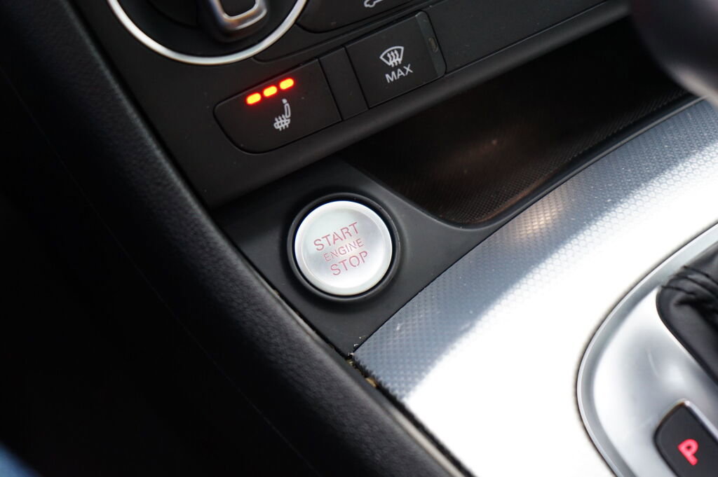 Used 2018 Audi Q3 2.0T Premium Plus w/ Premium Plus Package image 24