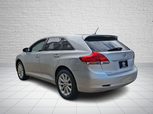 Used 2010 Toyota Venza AWD image 4