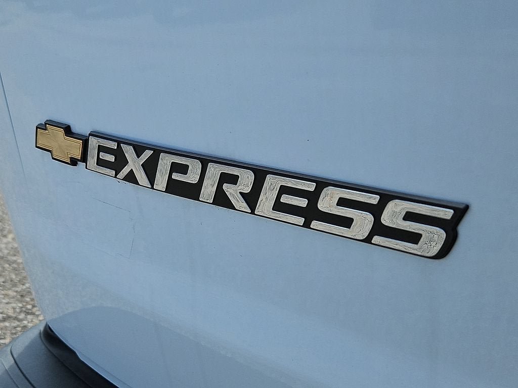 New 2026 Chevrolet Express 2500 w/ Driver Convenience Package RWD image 18