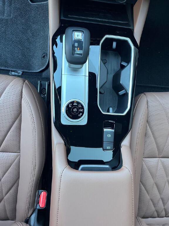 New 2026 Mitsubishi Outlander SEL image 19