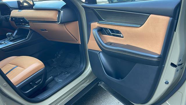 New 2025 MAZDA CX-70 3.3 Turbo S w/ Premium Plus image 35