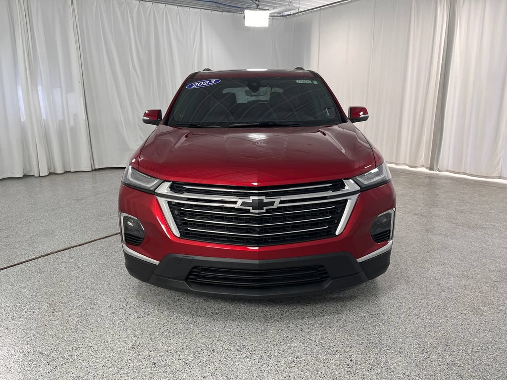 Used 2023 Chevrolet Traverse LT w/ LT Premium Package AWD/4WD image 15