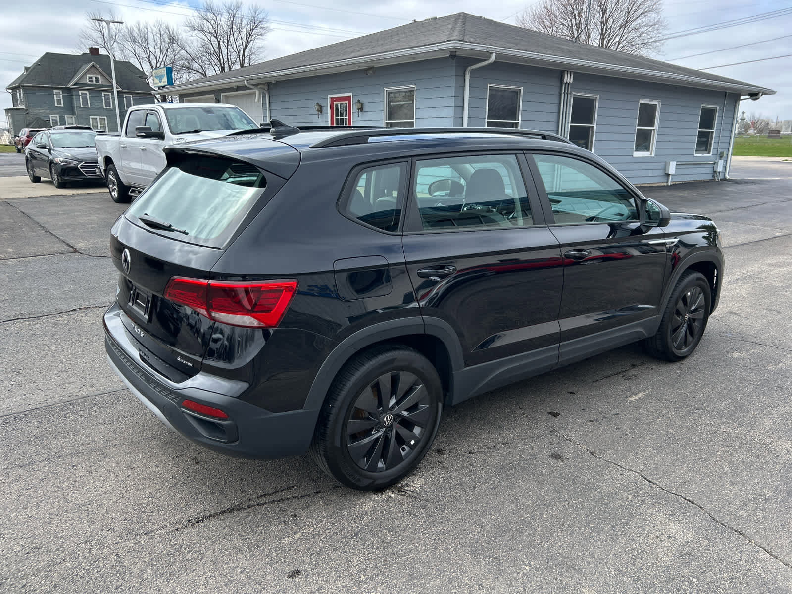 Used 2022 Volkswagen Taos S AWD/4WD image 3