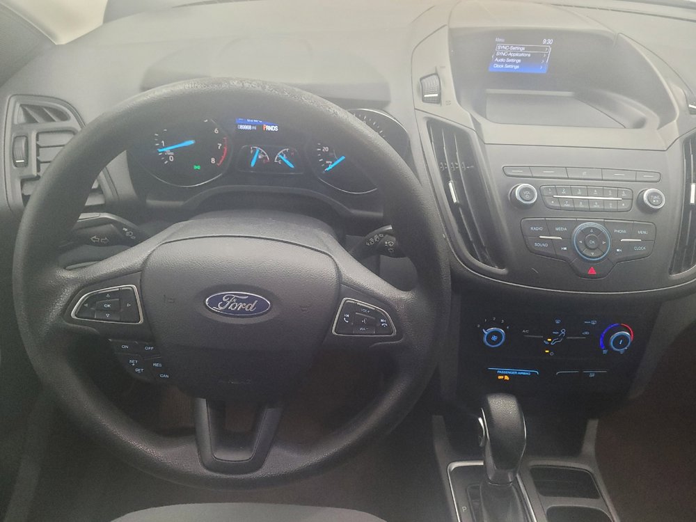 Used 2019 Ford Escape S image 22