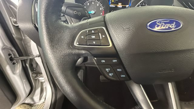 Used 2017 Ford Escape Titanium AWD/4WD image 15