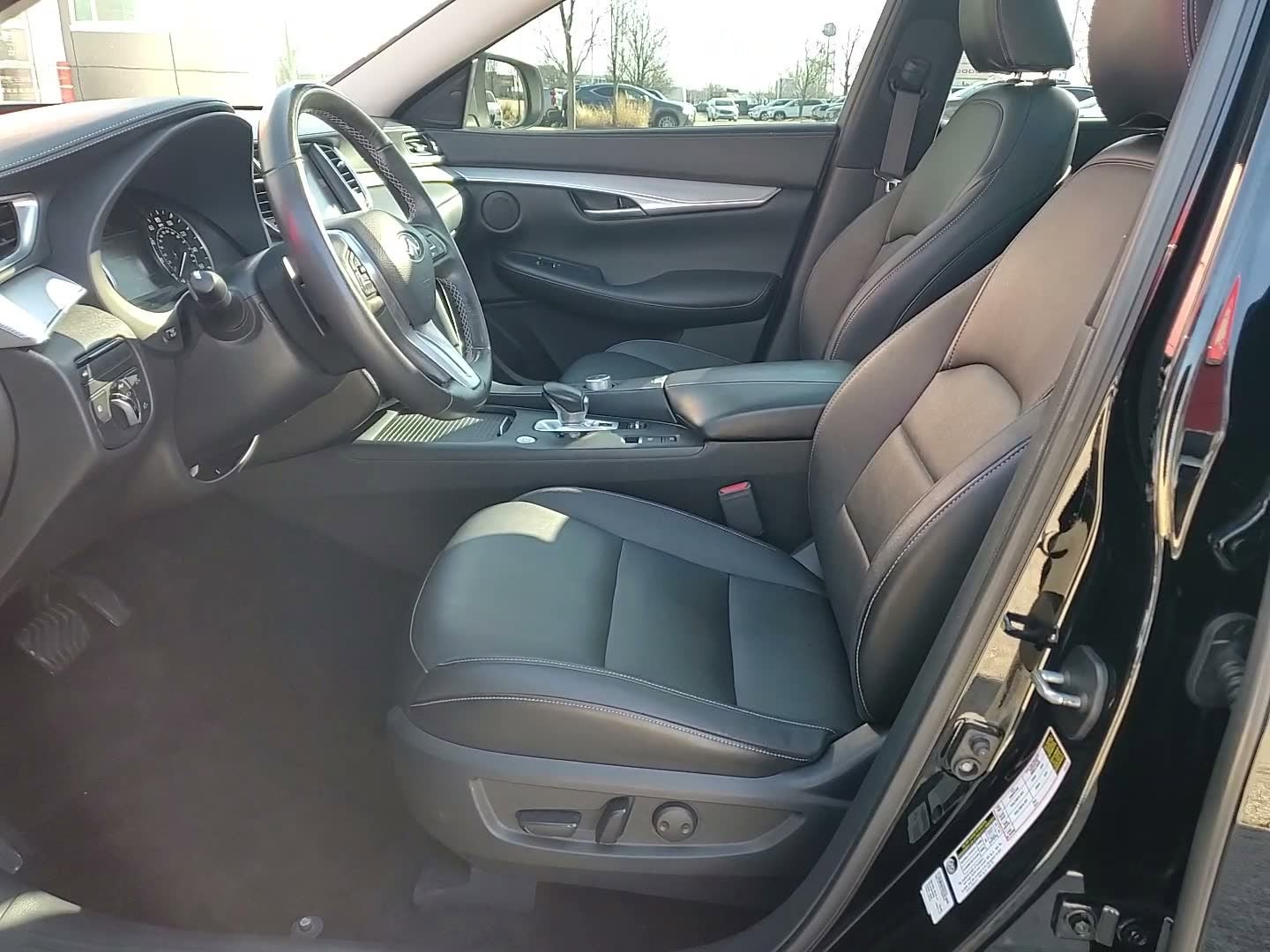 Used 2019 INFINITI QX50 Luxe w/ Cargo Package image 21