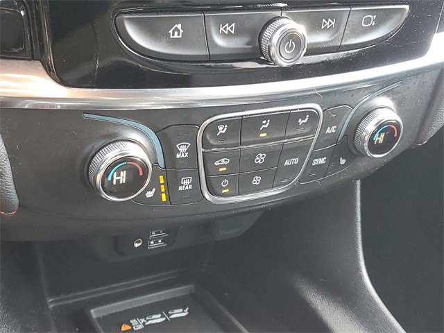 Certified 2023 Chevrolet Traverse RS image 30