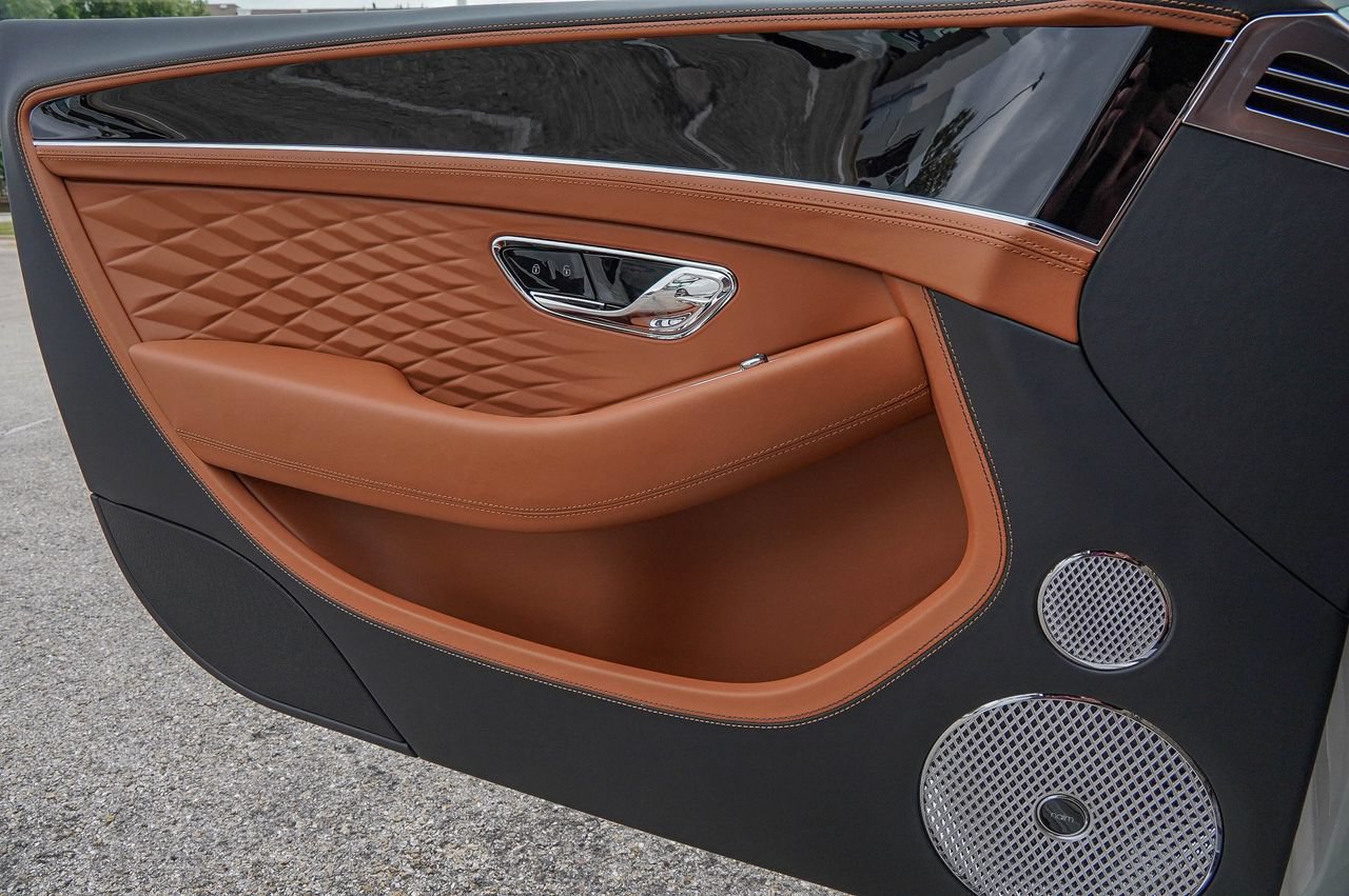 New 2026 Bentley Continental GT Azure AWD/4WD image 34