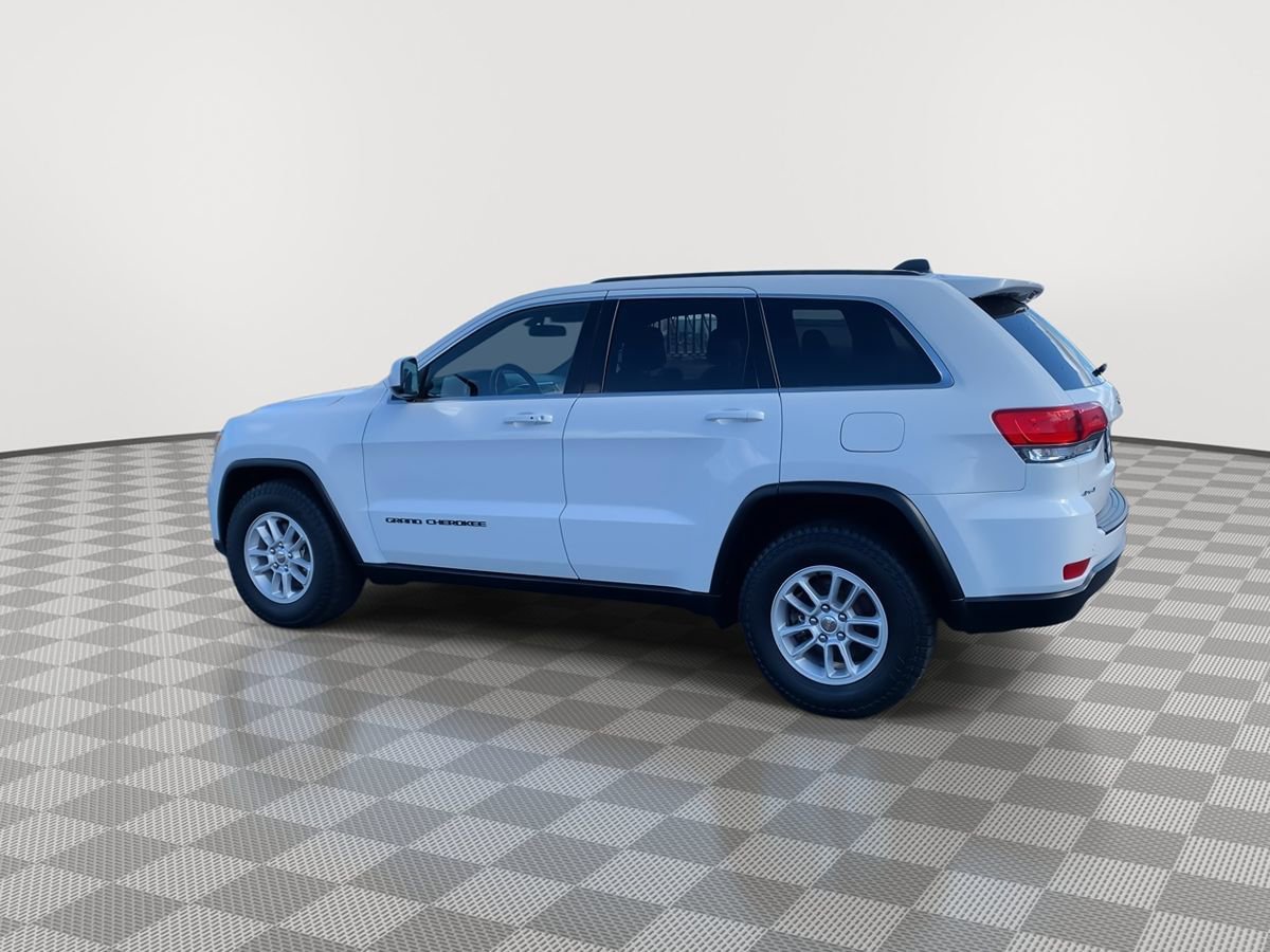 Used 2019 Jeep Grand Cherokee Laredo AWD/4WD image 5