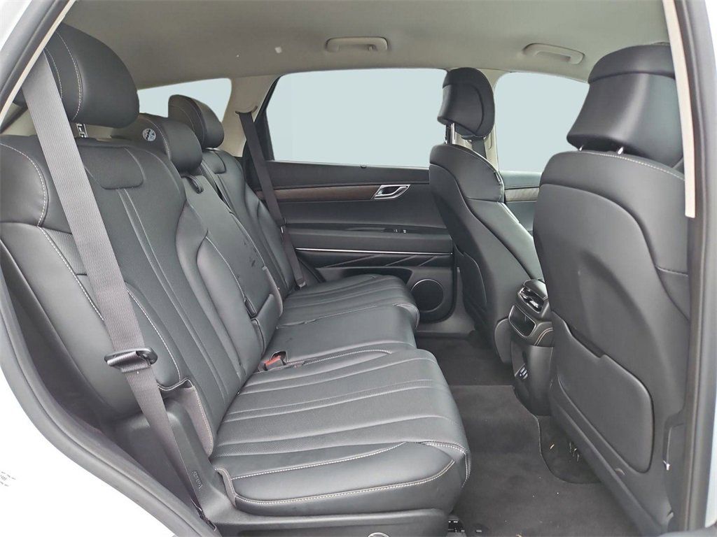 Used 2024 Genesis GV80 2.5T image 27