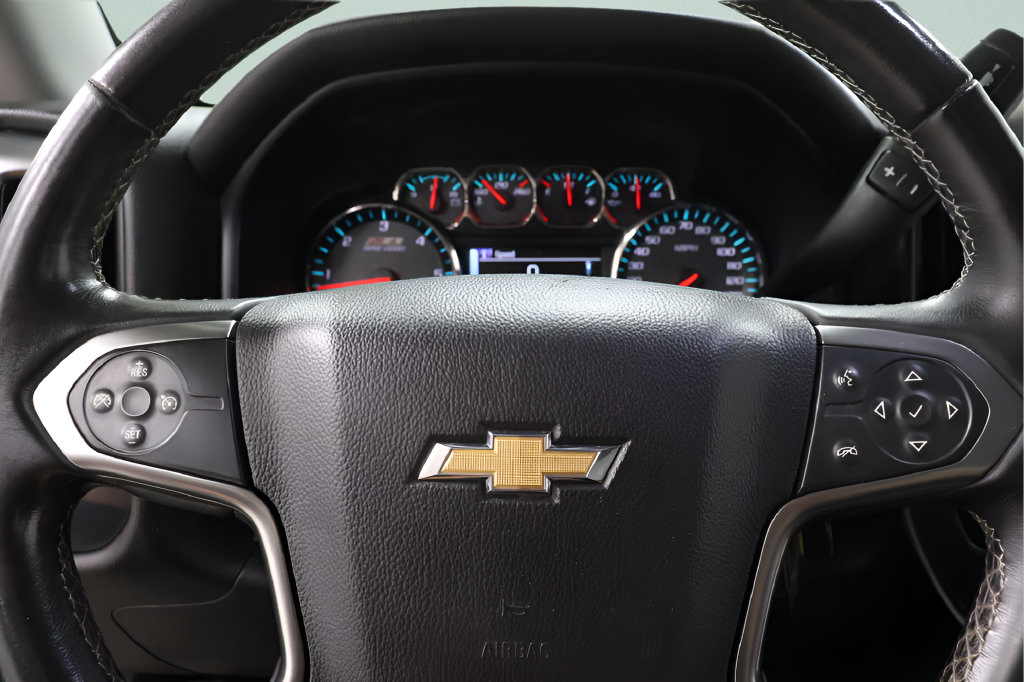 Used 2017 Chevrolet Silverado 1500 LT w/ All Star Edition AWD/4WD image 11