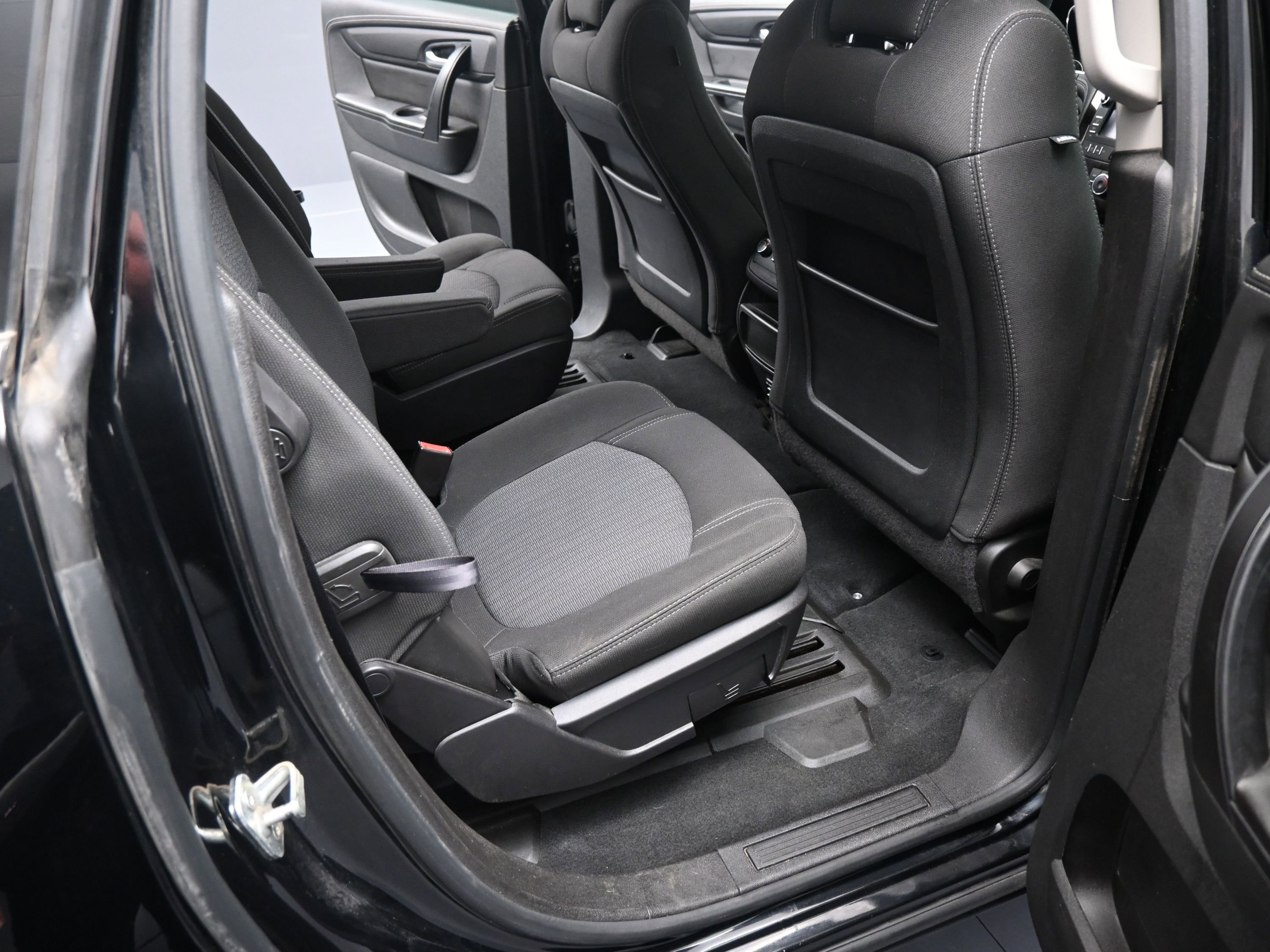 Used 2016 Chevrolet Traverse LT w/ Style and Technology Package image 20