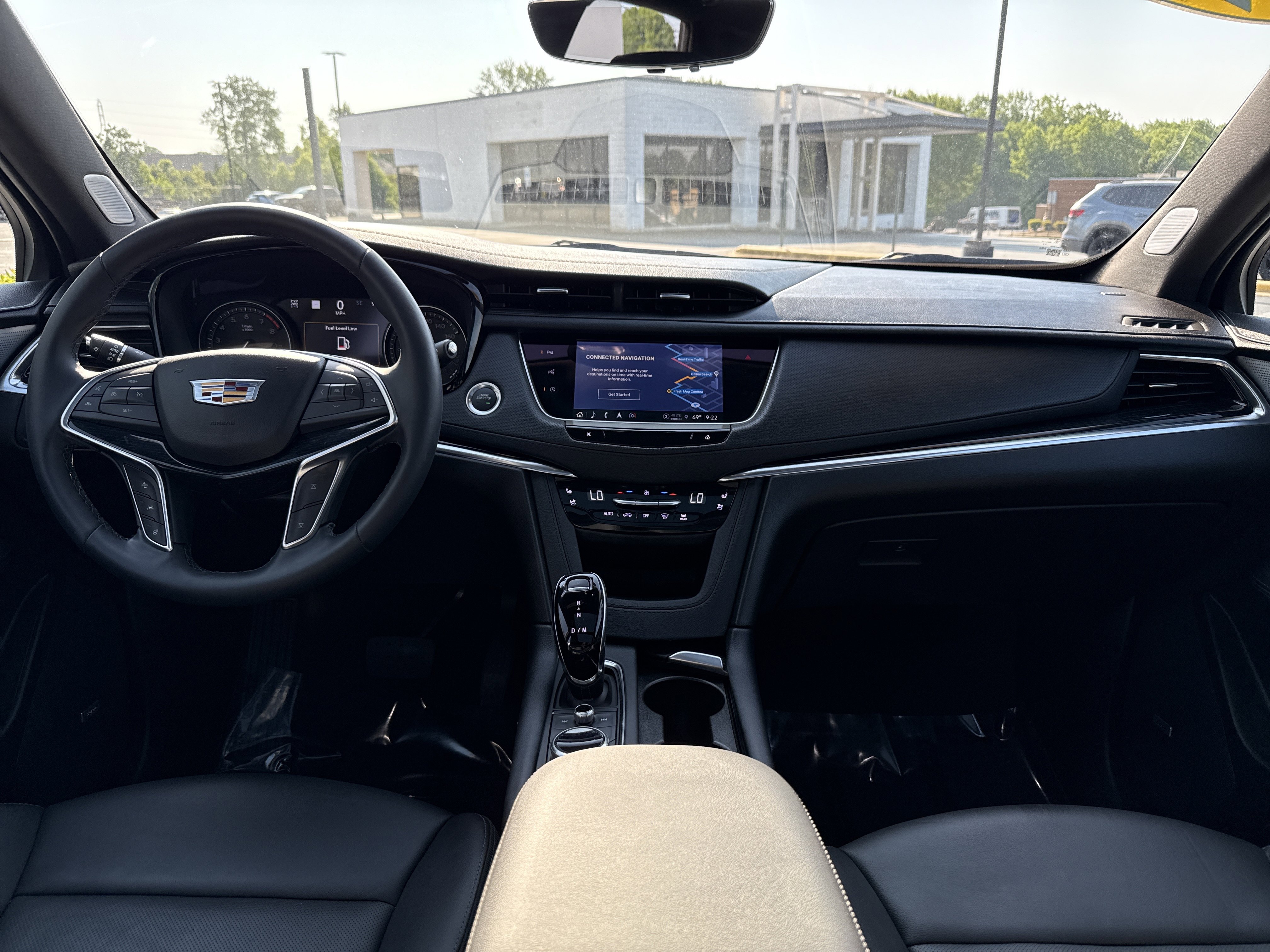 Used 2025 Cadillac XT5 Premium Luxury w/ Technology Package AWD/4WD image 29