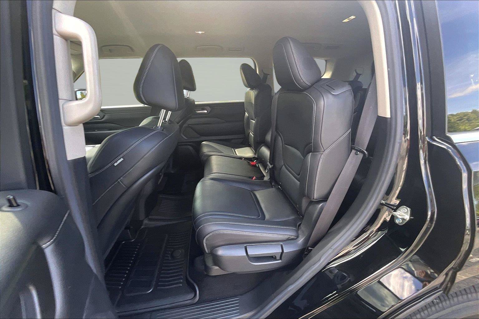 Certified 2025 Nissan Armada SV AWD/4WD image 25