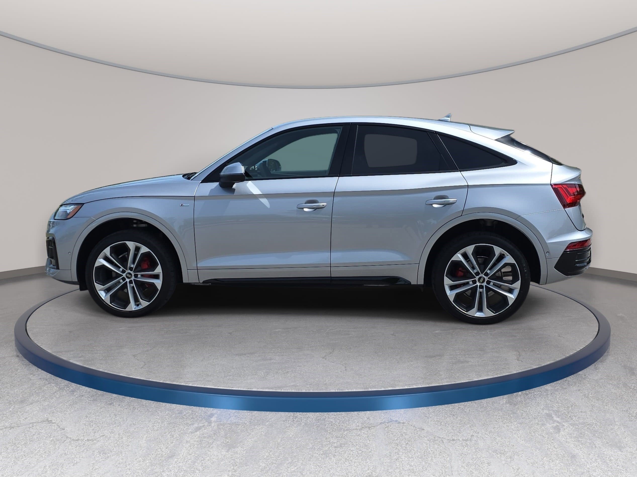 Used 2025 Audi Q5 Prestige w/ Prestige Package image 8