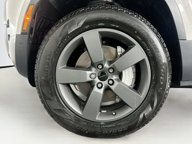 Used 2026 Land Rover Defender 110 S AWD/4WD image 30