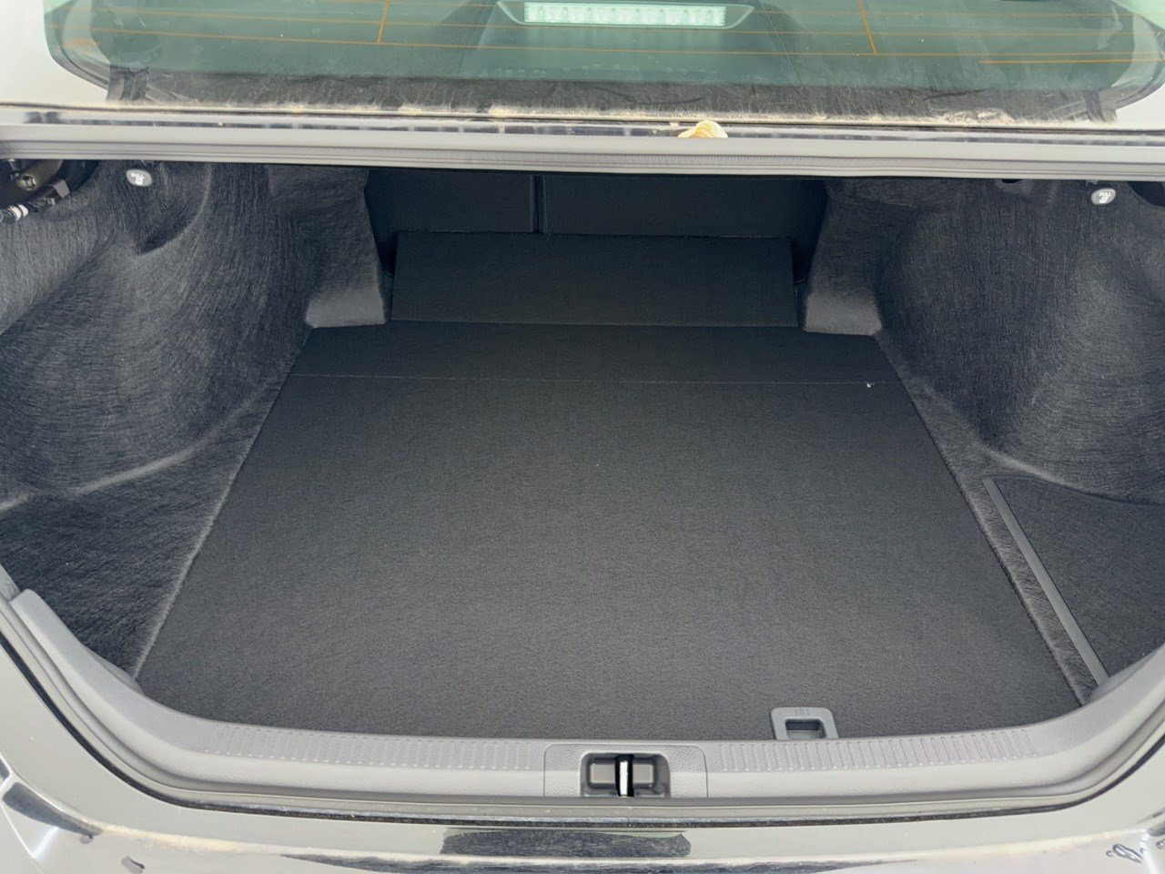 Certified 2026 Toyota Camry LE FWD image 28
