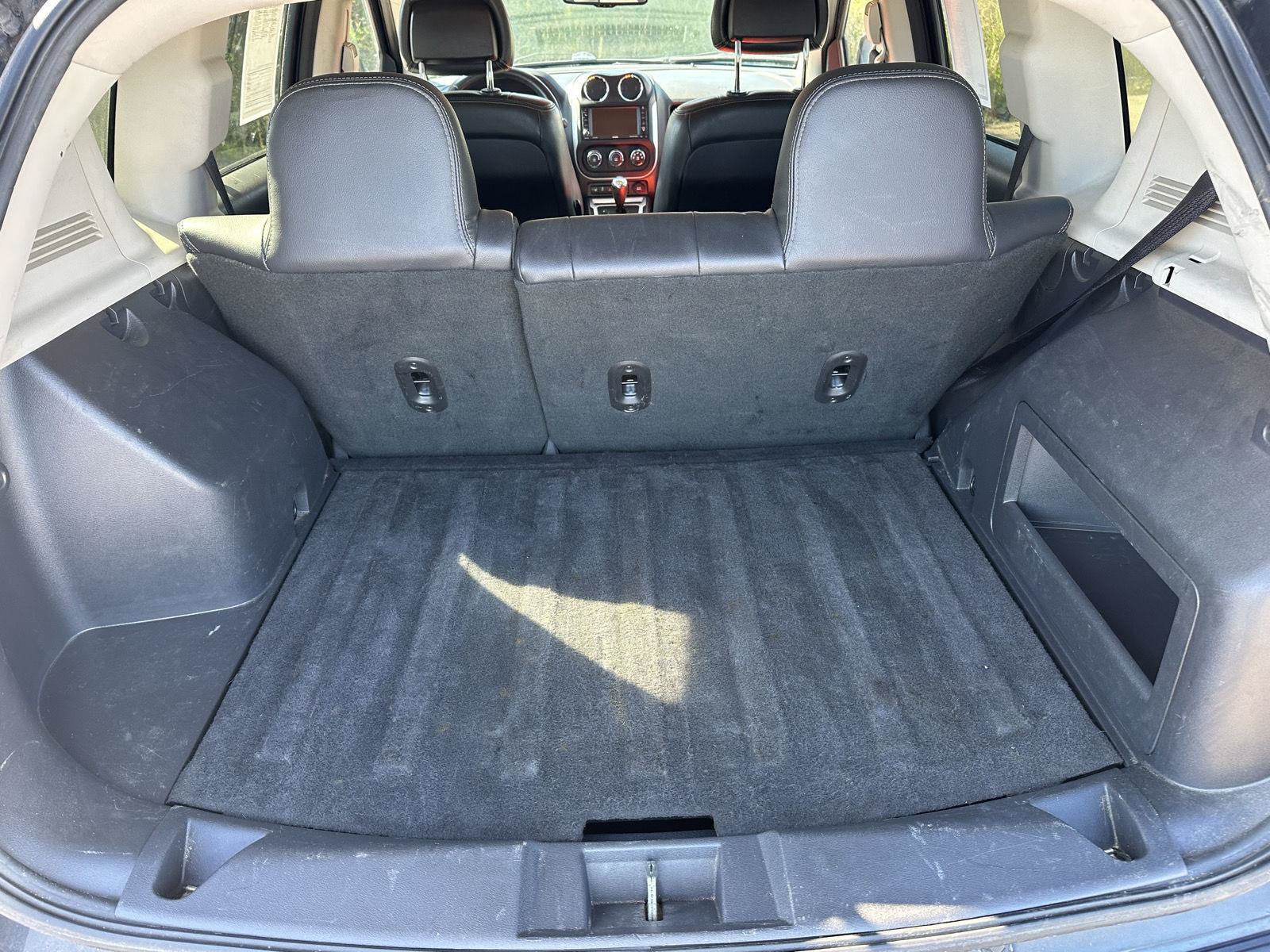 Used 2017 Jeep Compass High Altitude FWD image 13