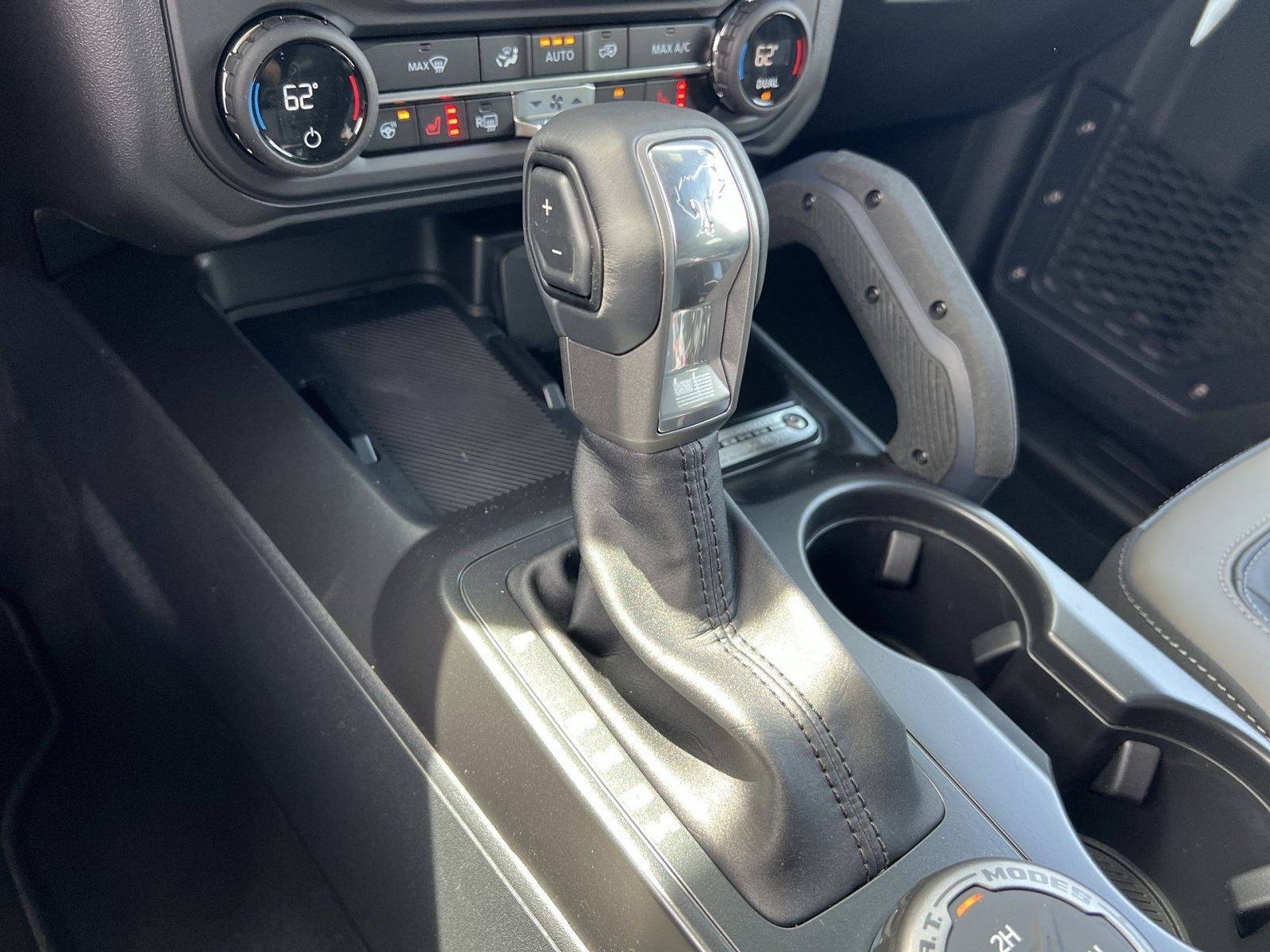 New 2026 Ford Bronco Outer Banks w/ Sasquatch Package AWD/4WD image 22