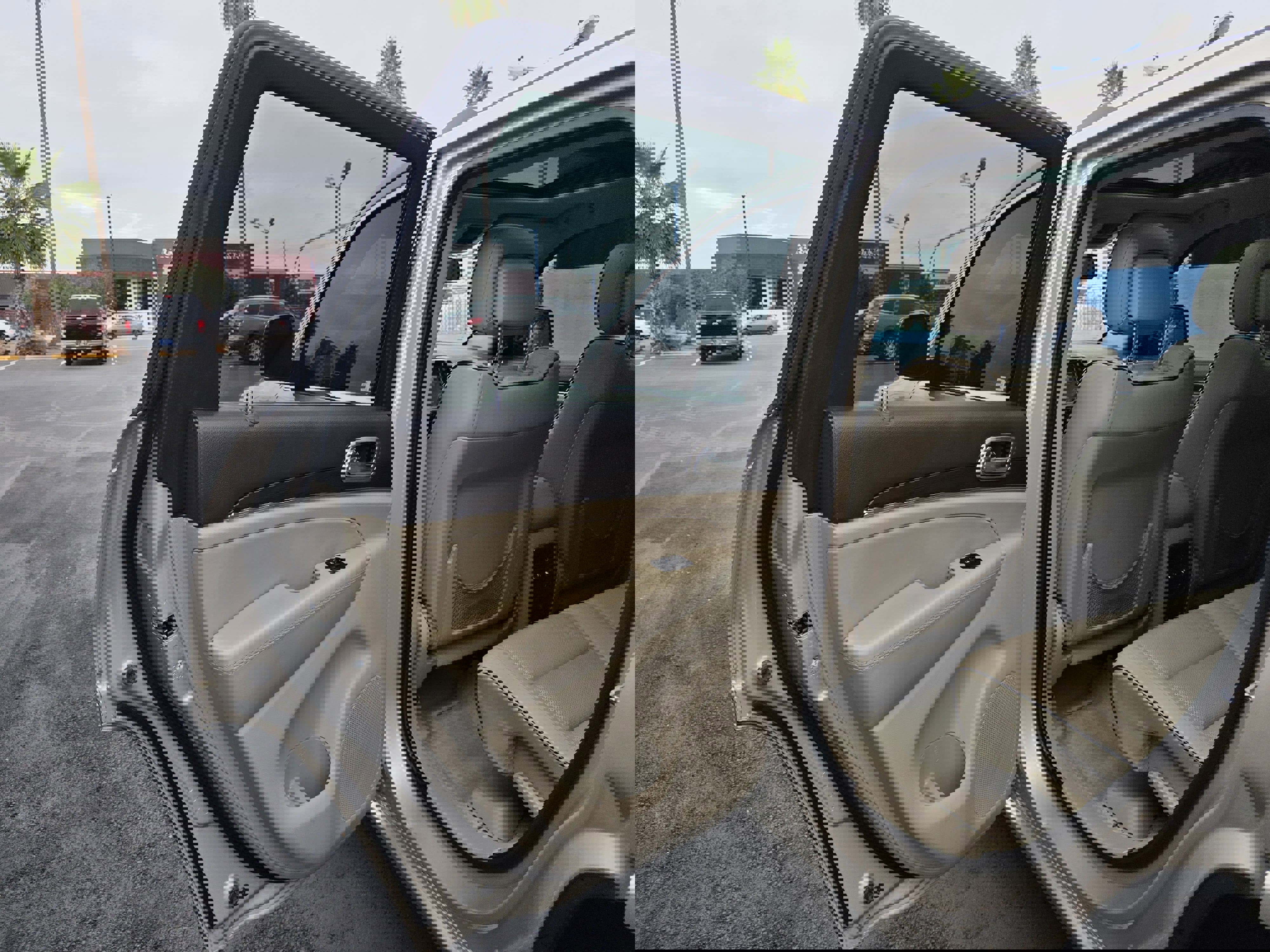 Used 2015 Jeep Grand Cherokee Overland w/ Advanced Technology Group image 18