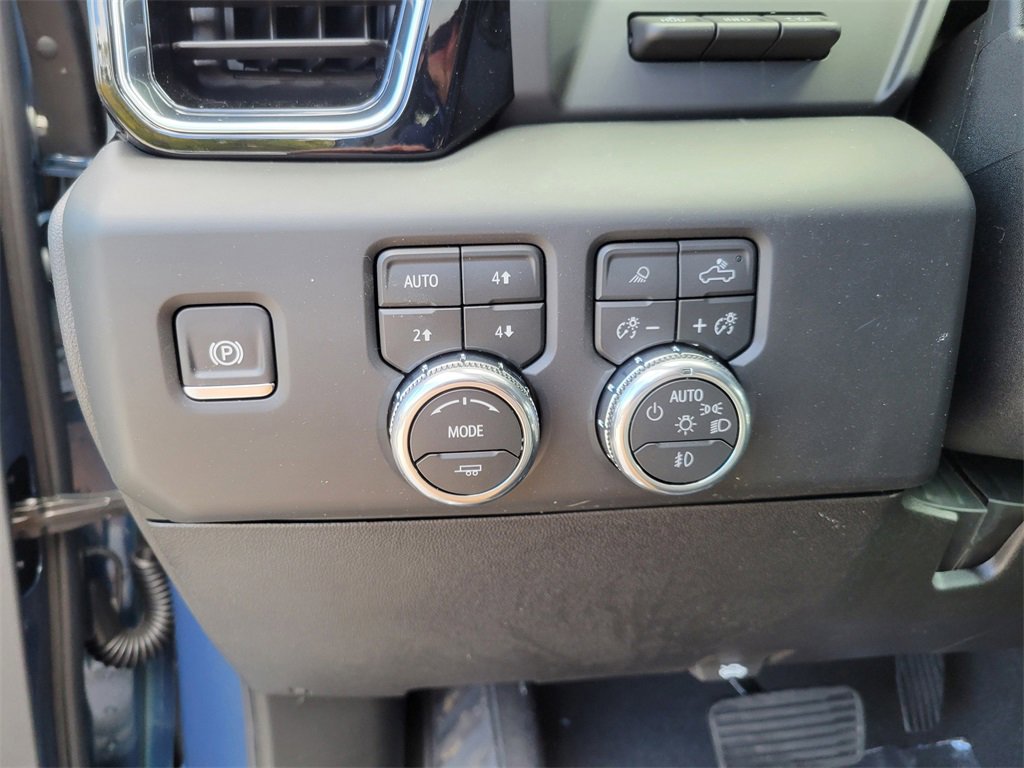 New 2026 GMC Sierra 2500 Denali w/ Technology Package image 13