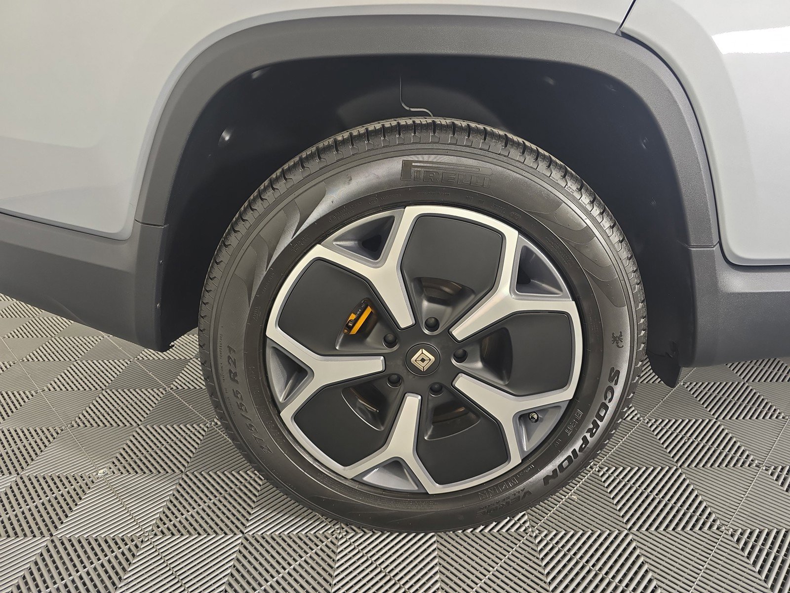 Used 2022 Rivian R1T Adventure AWD/4WD image 12