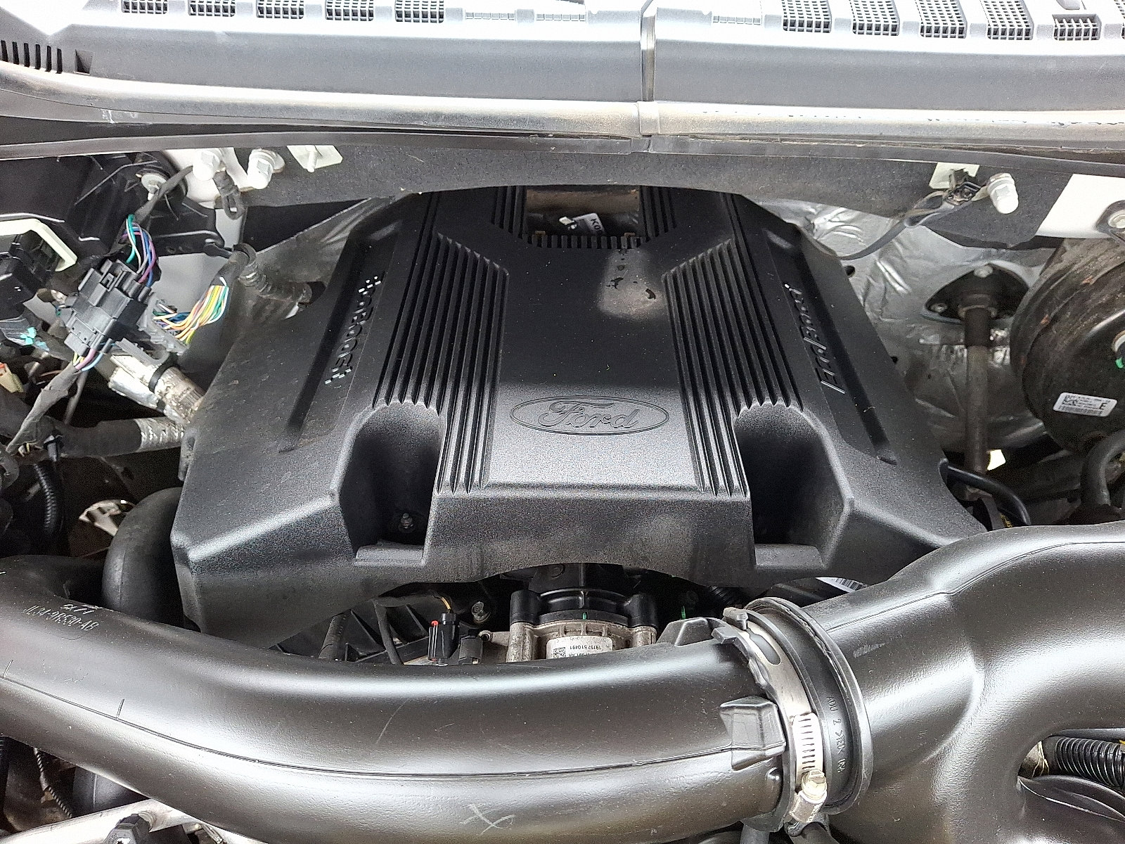 Certified 2019 Ford F150 Lariat w/ Equipment Group 502A Luxury image 27