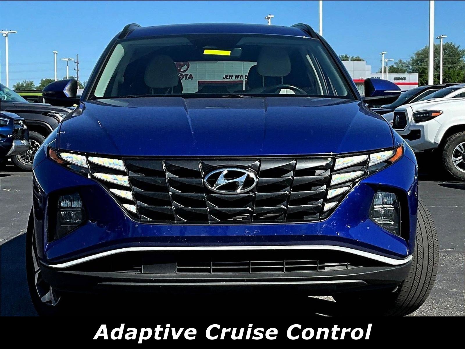 Used 2023 Hyundai Tucson SEL w/ Convenience Package AWD/4WD image 2