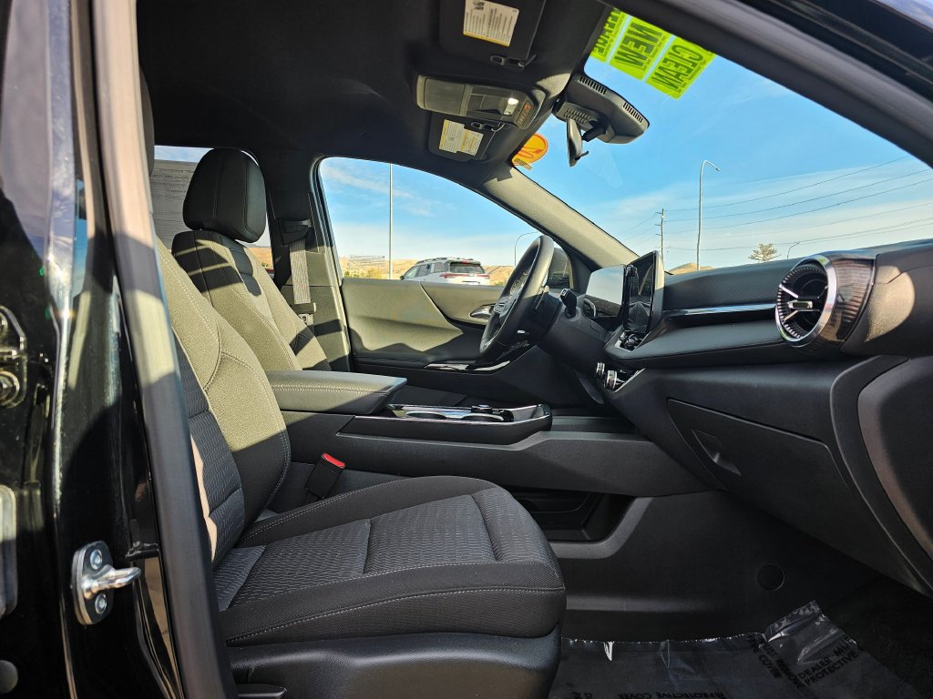 Certified 2026 Chevrolet Equinox LT AWD/4WD image 17