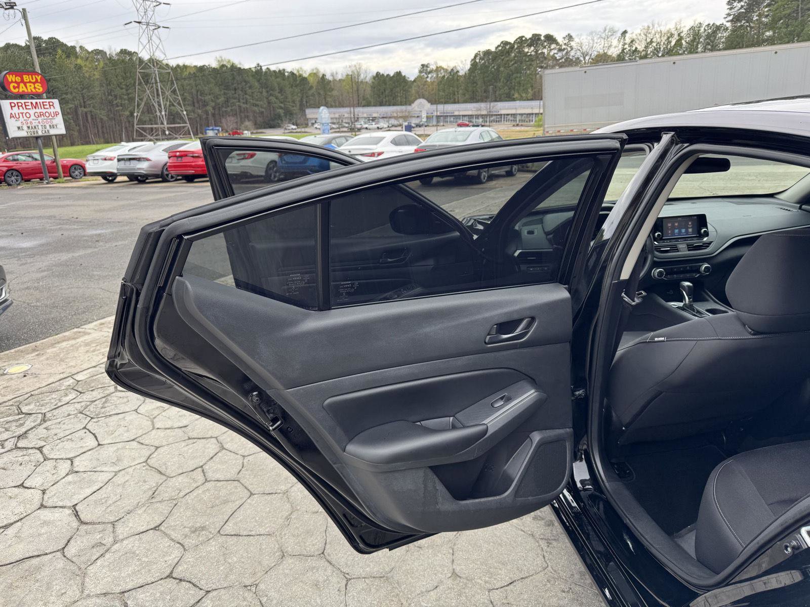 Used 2024 Nissan Altima 2.5 S image 7