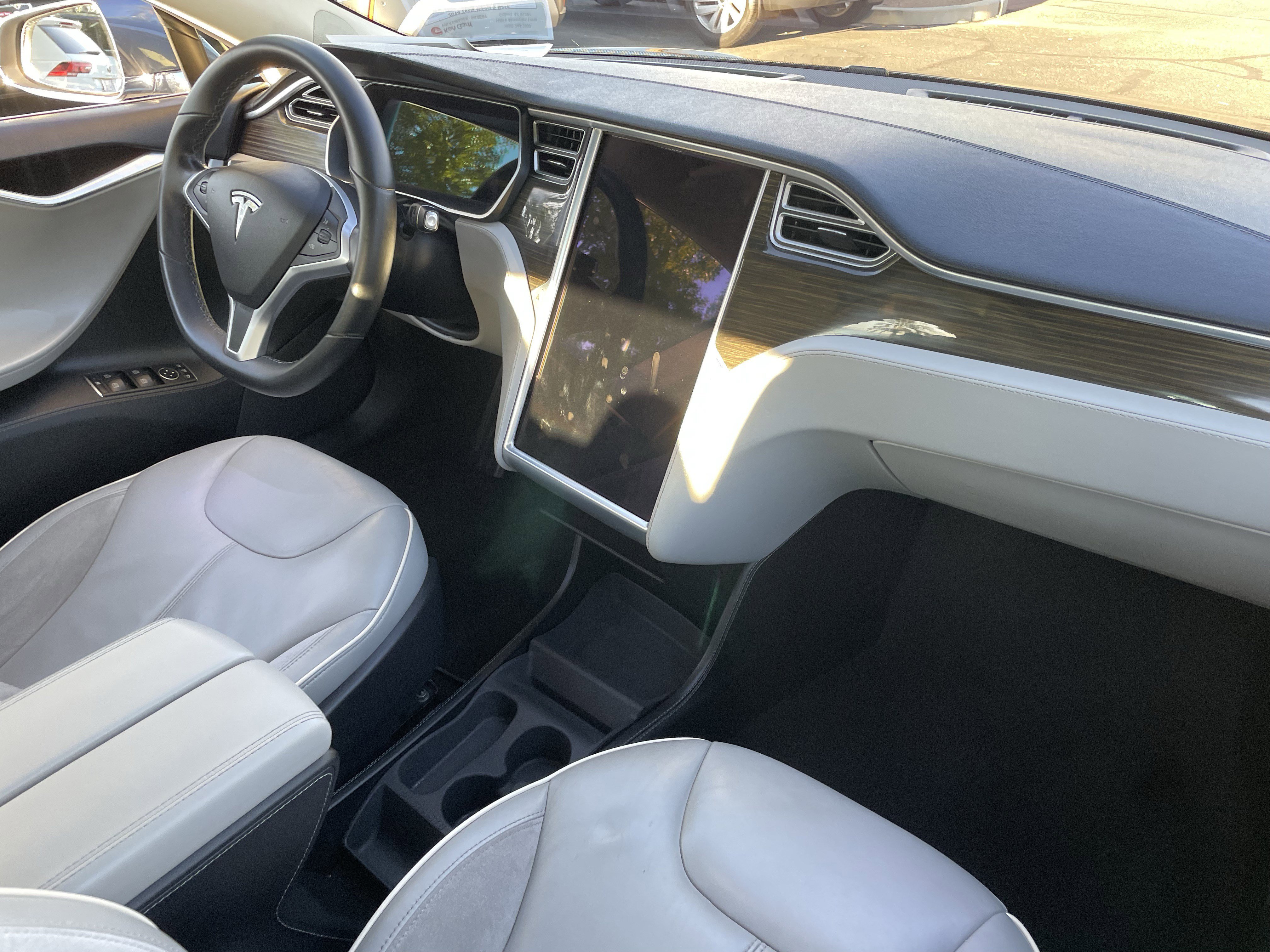 Used 2014 Tesla Model S image 10