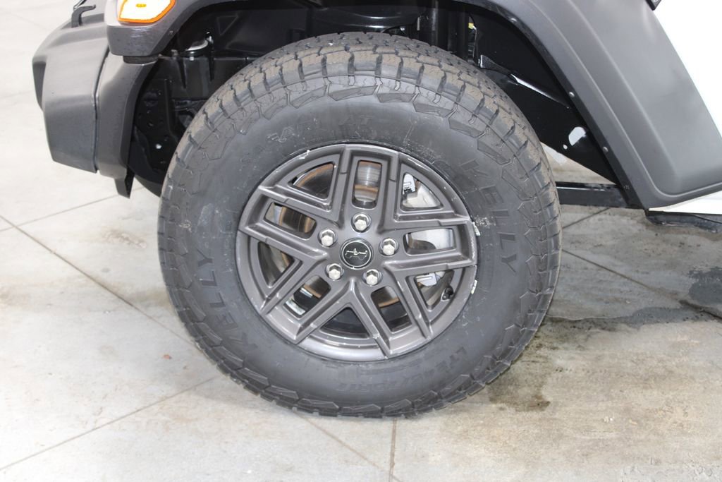 Used 2024 Jeep Wrangler Sport S image 19