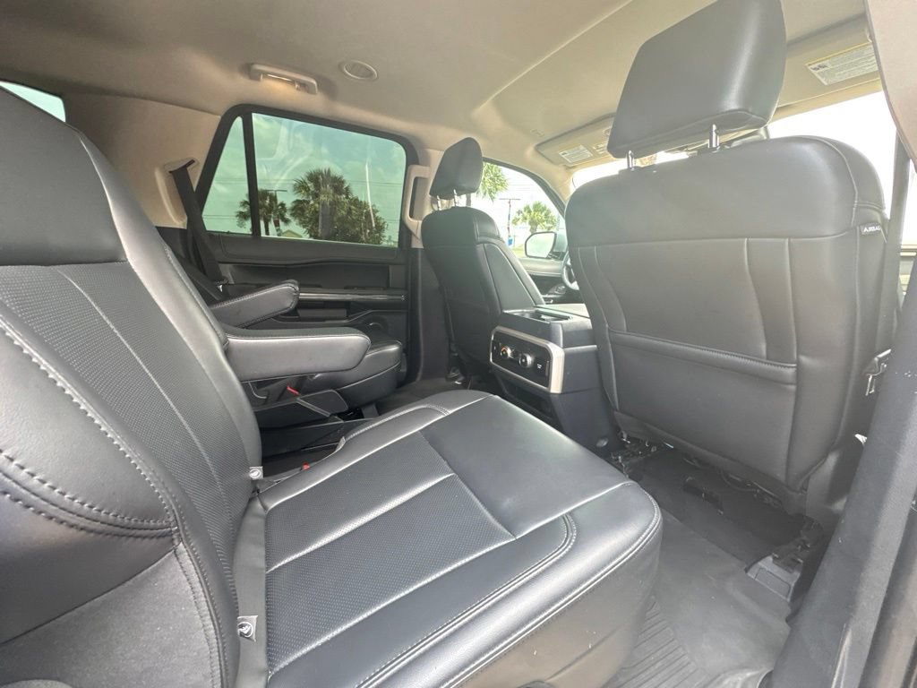 Used 2023 Ford Expedition XLT RWD image 22